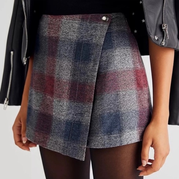 Free People Emmy Skort - Picture 2 of 13